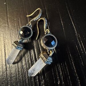 Chloe + Isabel Earrings black & white